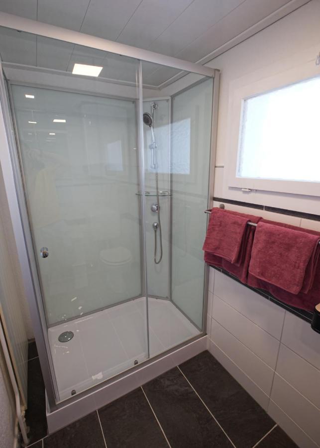 Lake Getaway Apartment With Private Entrance, Right On The Lake Constance Cycle Path, Barbecue Area, Free Wifi, Netflix And Free Bikes Salmsach ภายนอก รูปภาพ