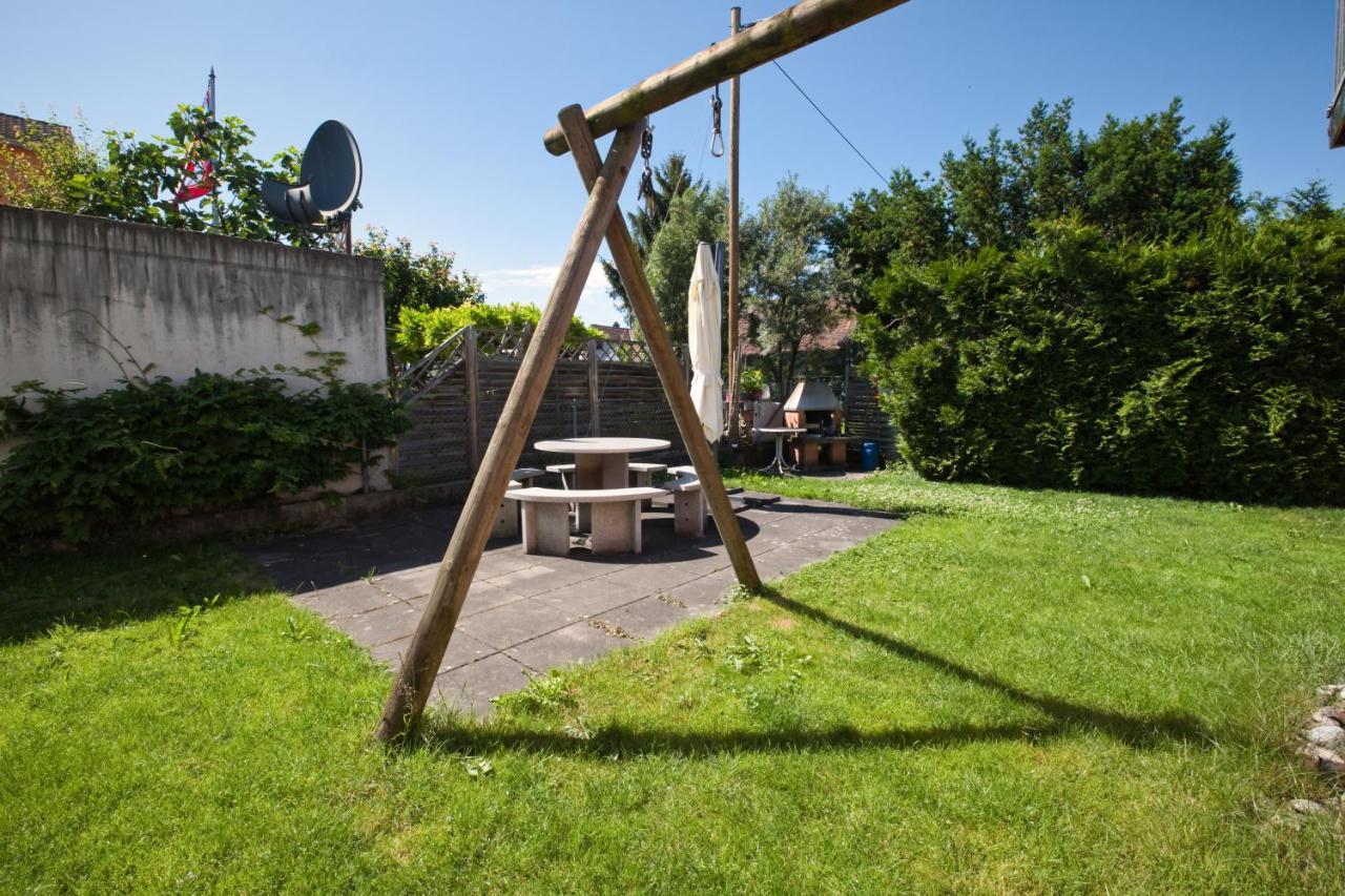 Lake Getaway Apartment With Private Entrance, Right On The Lake Constance Cycle Path, Barbecue Area, Free Wifi, Netflix And Free Bikes Salmsach ภายนอก รูปภาพ